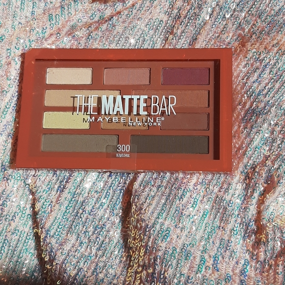 MAYBELLINE  Eyeshadow and Mascara Duo - Picture 3 of 5
